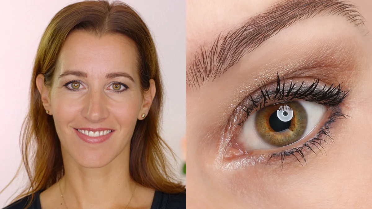 Schminkkurs für Anfänger:innen von COSLINE Cosmetics GmbH 8 Vorher-nachher Vergleich: Frau mit rötlichbraunem Haar, links ohne Make-up mit natürlichem Look, rechts mit professionellem A