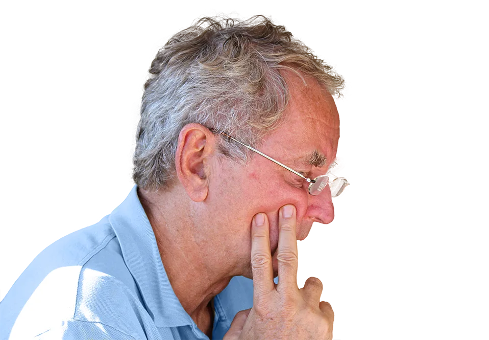 Helmuth Matzner im Profil mit Hand am Gesicht, hellblaues Hemd, Brille, nachdenkliche Geste