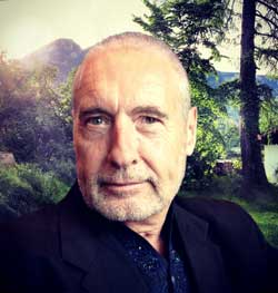 Karl Gamper Porträt mit Wald-Hintergrund, vintage Effekt