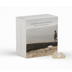Produktbox Wachsen im Wandel Meditationsalbum mit Frau in Landschaft