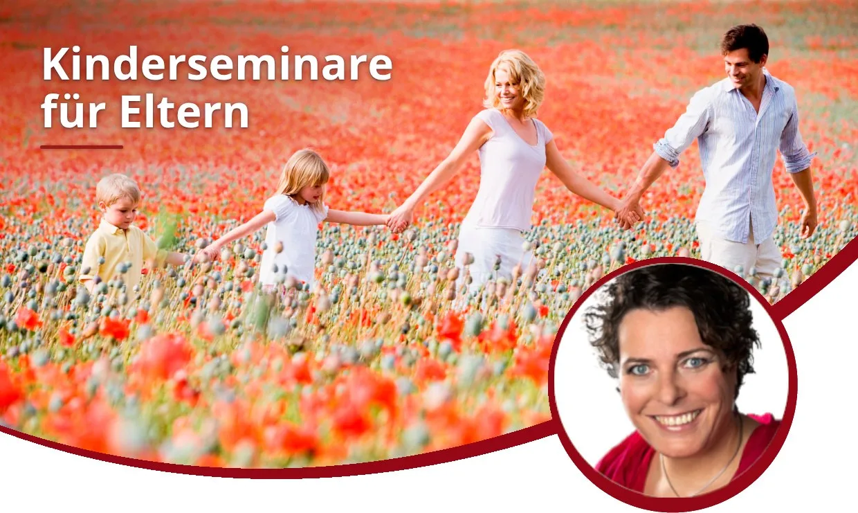 Banner mit Text 'Kinderseminare für Eltern', Familie mit Kindern auf Mohnblumenfeld und Portrait von Katja Weidemann