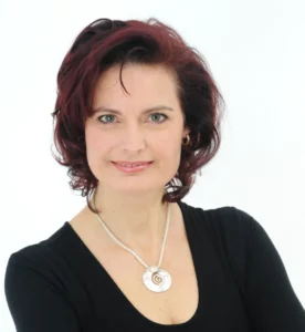 Dr. Susanna Wallis