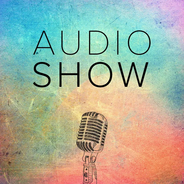 Audio Show Square – bunter pastellfarbener Hintergrund mit Vintage-Mikrofon und Schriftzug