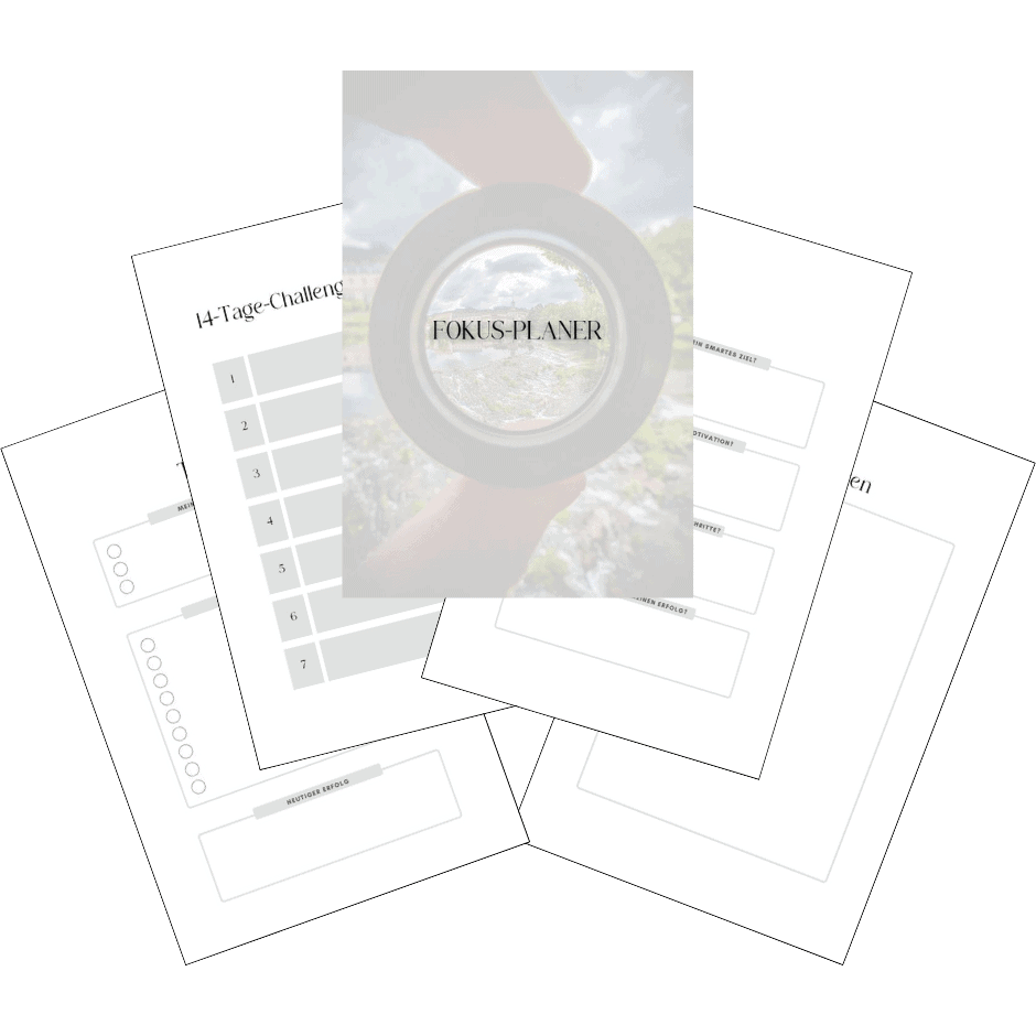 Escape the Office – Videokurs zum Online-Business von Barbara Riedel 6 Fokus-Planer Mockup mit verschiedenen Planer-Seiten, 14-Tage-Challenge und Workbook-Layouts