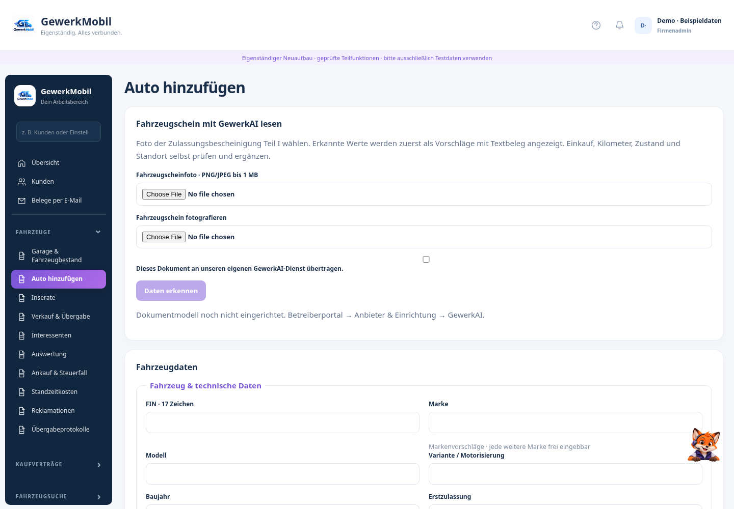 GewerkMobil Auto hinzufügen Seite mit ausführlichem Formular für Fahrzeugdaten in Desktop-Ansicht