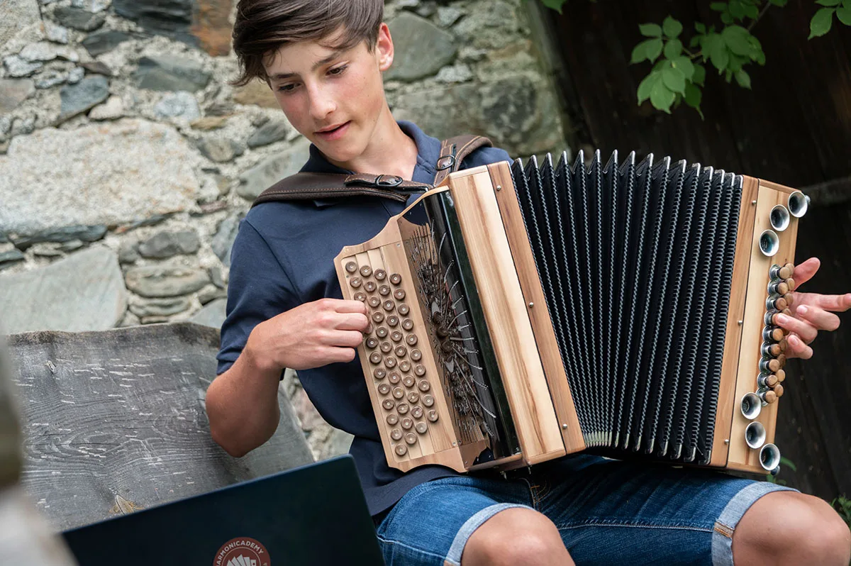 Harmonicademy Abo-Modell – Steirische-Harmonika-Videokurse 3 Manuel Merler, Autor von Harmonicademy Abo-Modell