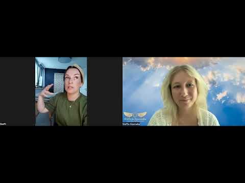 Kundenstimme Videostandbild mit zwei Frauen in Split-Screen-Ansicht