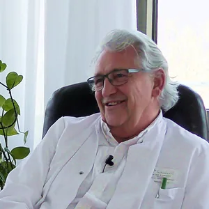 Kongresspaket Teil 3 – Integrative Krebsmedizin 10 Porträt Dr. med. Achim Schuppert, Referent Krebsmedizin