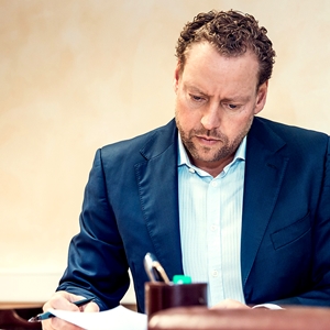 Dr. Frank Breitkreutz