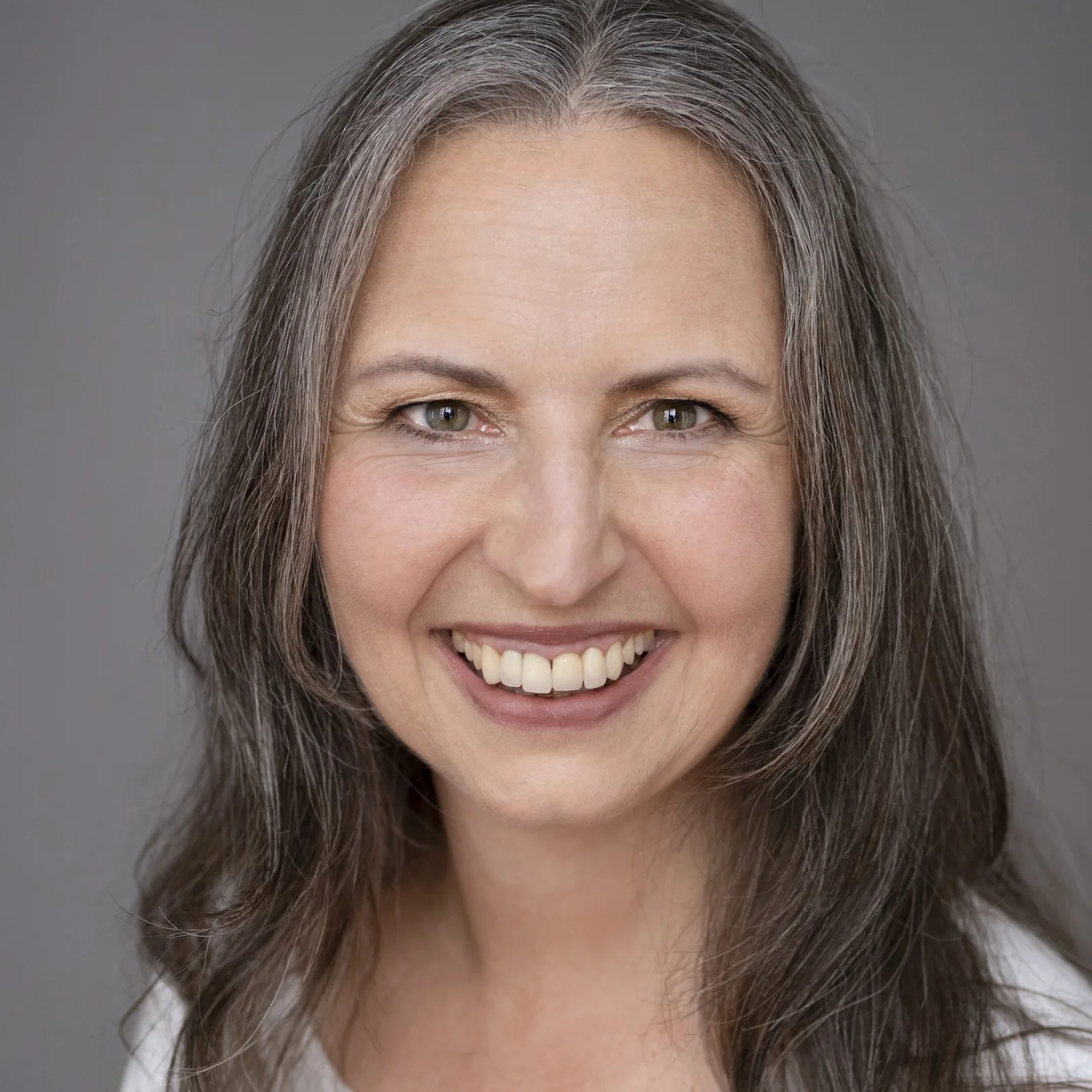Porträt von Birgit Schachner, Autorin Coaching-Pyramide, 2021