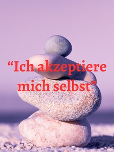 Meditationen "Selbstbewusstsein – Audioübungen für Selbstliebe 5 Meditation Ich Akzeptiere Mich Selbst mit gestapelten Steinen