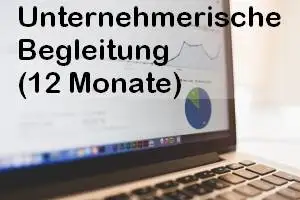 Laptop-Bildschirm mit grafischem Element zur unternehmerischen Begleitung