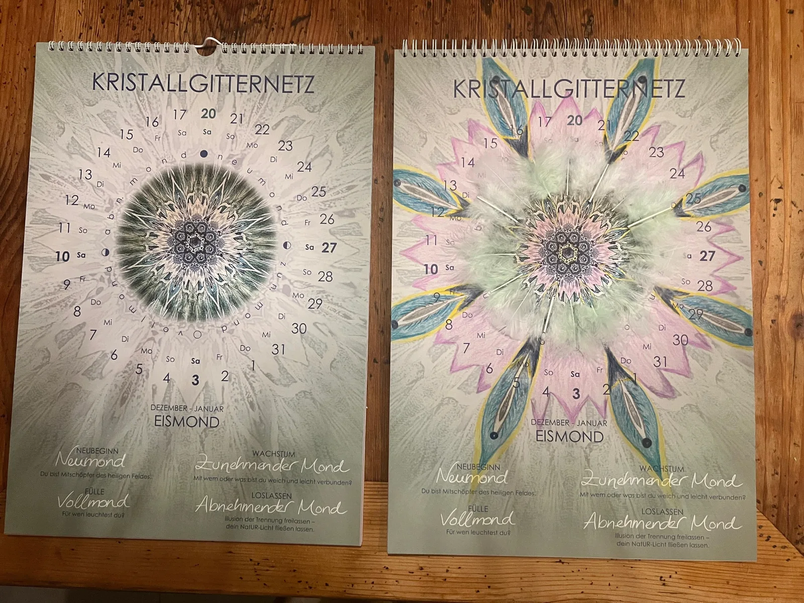 Spiralkalender Kristallgitternetz für Dezember-Januar Eismond mit farbigem Design
