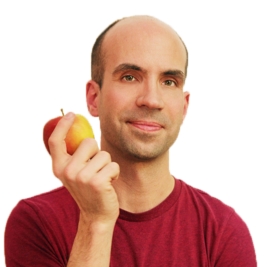 Quadratisches Porträt von Mark Weiland mit rotem Apfel, Kursautor