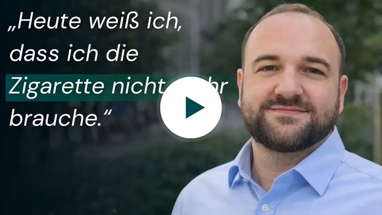 Muaz berichtet im Video-Testimonial, dass er mit Nichtraucher-Challenge dauerhaft rauchfrei ist und keine Zigarette mehr brau