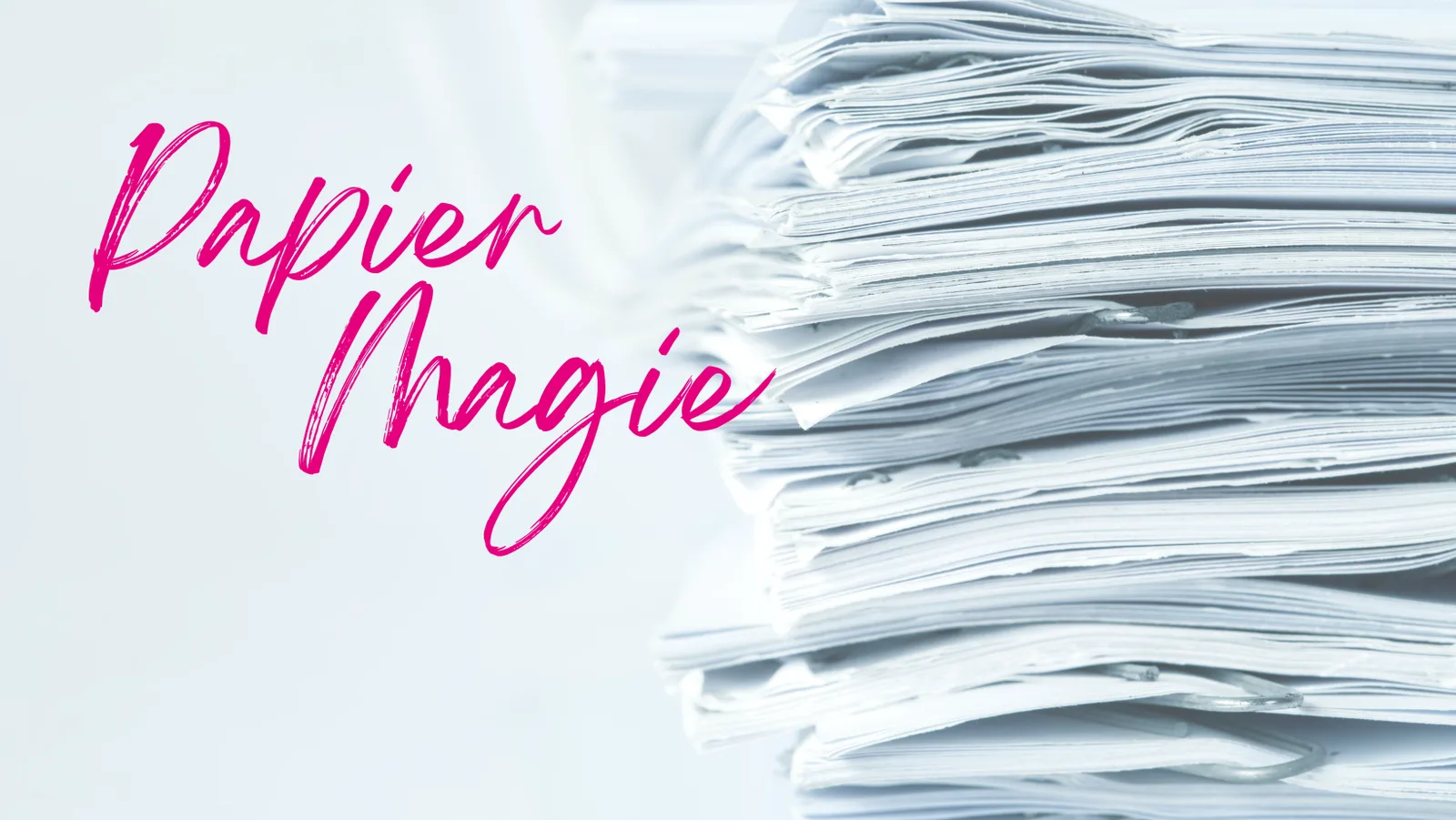 Papier Magie Grafikdesign mit Papierstapel