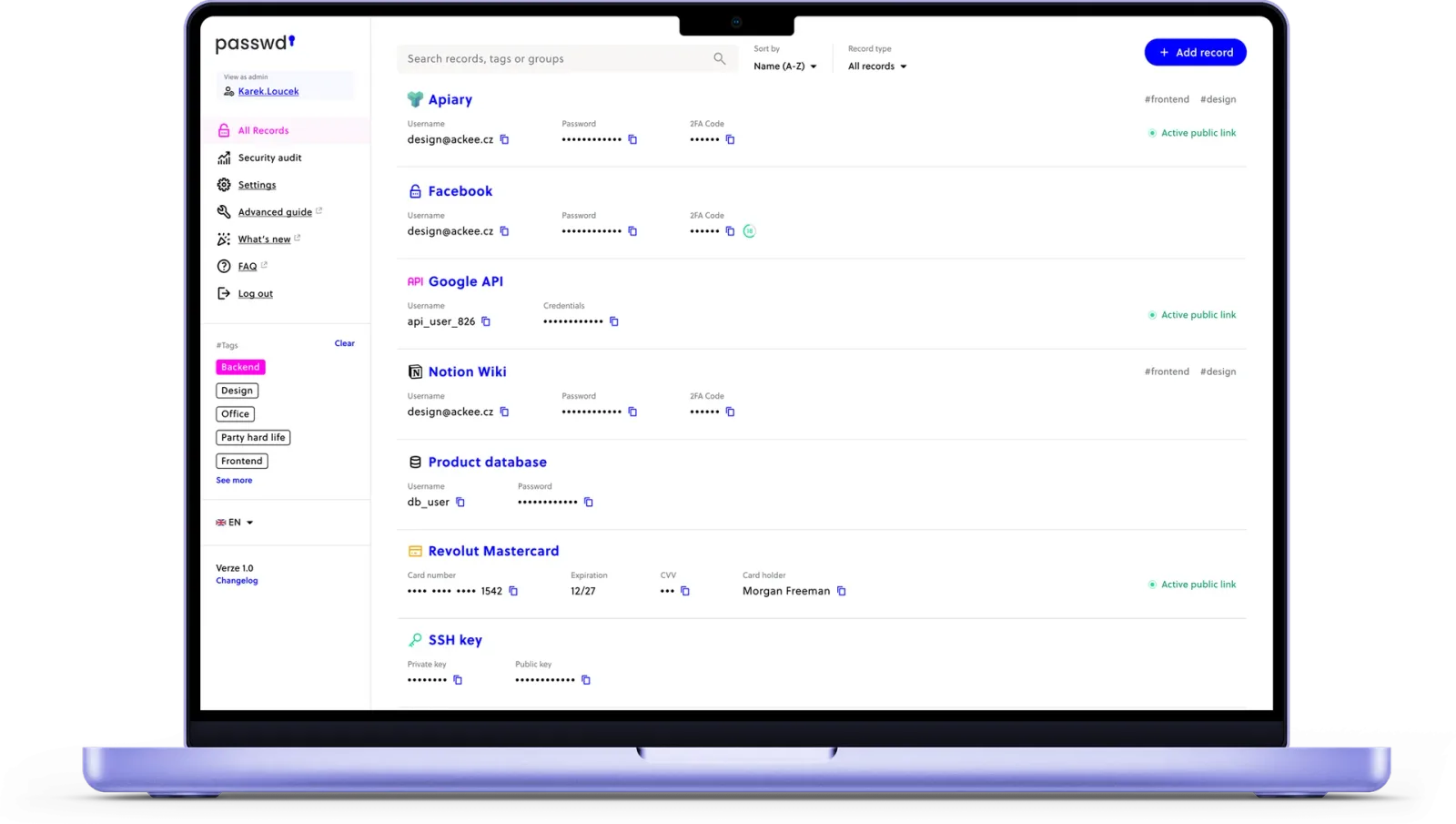 Passwd – Team Password Manager for Google G Suite von Passwd s.r.o. 1 Passwd Dashboard auf Laptop-Mockup mit Passwort-Manager-Oberfläche