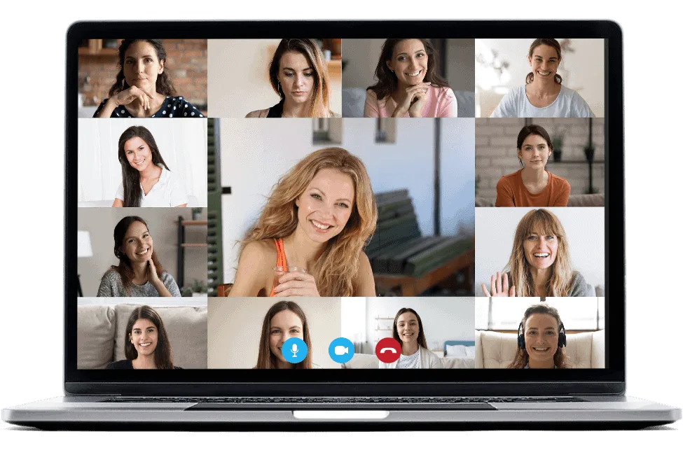Video-Konferenz-Screen mit 13 Teilnehmer*innen in Grid-Anordnung auf Laptop-Display