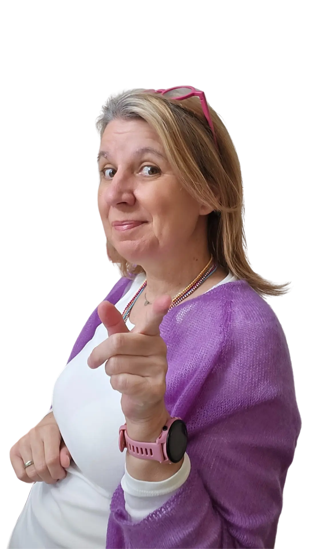 Porträt von Tanja Neuburger, Frau mit rötlich-braunem Haar, weißem Top, lächelnd, Seitenansicht