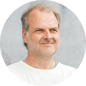 Portrait-Foto von Dr. Ronald Kandelhard, Anwalt für Vertragsrecht