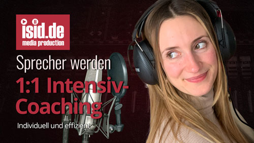 Galerie-Thumbnail: Frau mit Kopfhörern vor Mikrofon und isid.de-Logo