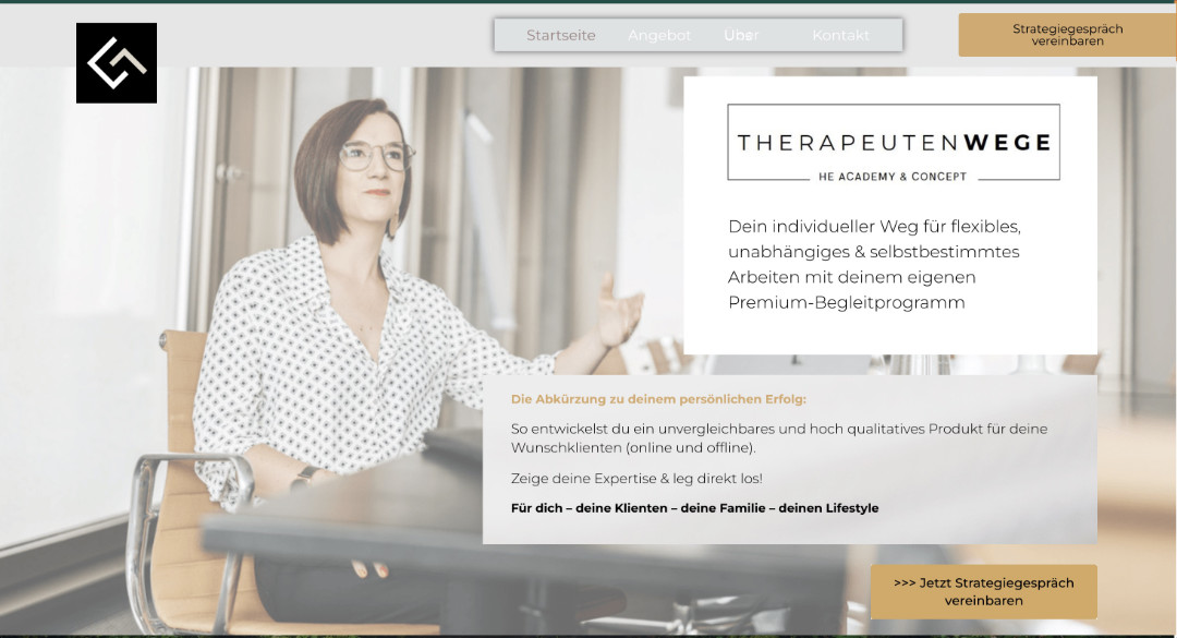 Therapeuten Wege Academy Konzept Website mit Frau am Schreibtisch, Premium-Begleitprogramm