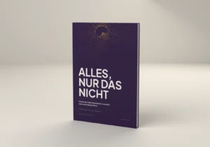 Journey Guide Buch mit dunkelviolettem Cover und goldenen Elementen