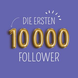 Glanzvolle goldene Ballonziffern 10000 auf violettem Hintergrund mit Text Die Ersten 10000 Follower