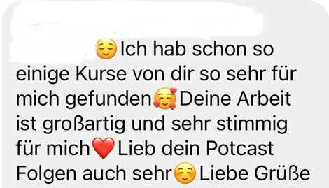 Kundenstimme über großartige Kurse und stimmiges Podcast-Angebot
